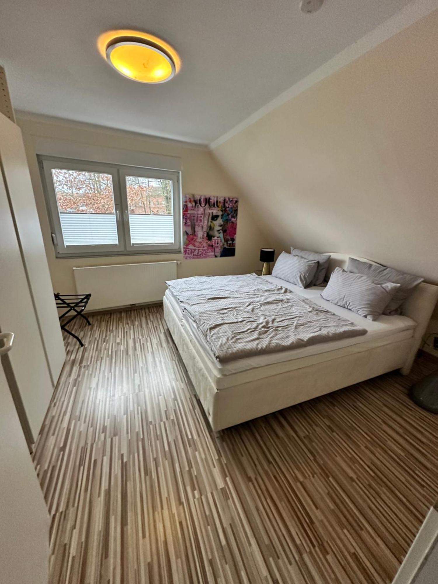 Zwei Ferienwohnungen Anker Max 5 Personen & Leuchtturm Max 4 Personen, Direkt In Steinhude Scheunenviertel, Balkon, Wlan , Privater Parkplatz, Wallbox Екстериор снимка