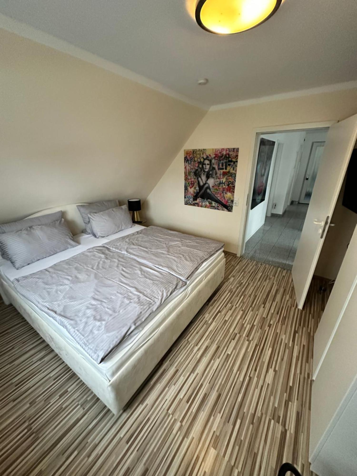 Zwei Ferienwohnungen Anker Max 5 Personen & Leuchtturm Max 4 Personen, Direkt In Steinhude Scheunenviertel, Balkon, Wlan , Privater Parkplatz, Wallbox Екстериор снимка