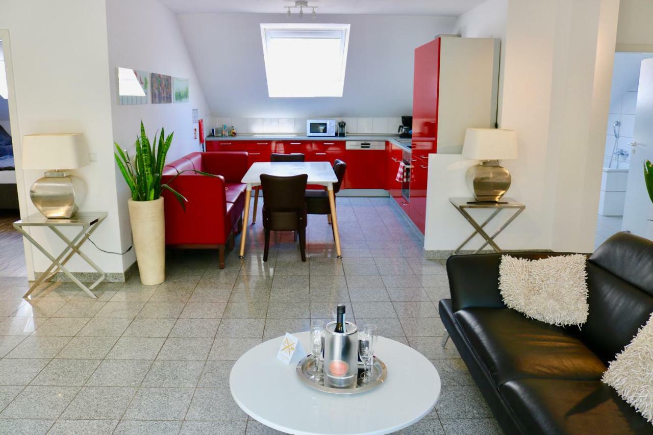 Zwei Ferienwohnungen Anker Max 5 Personen & Leuchtturm Max 4 Personen, Direkt In Steinhude Scheunenviertel, Balkon, Wlan , Privater Parkplatz, Wallbox Екстериор снимка