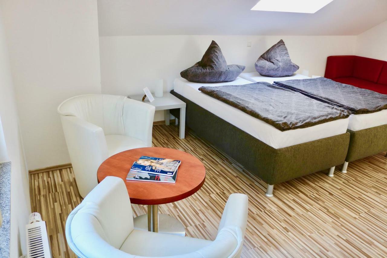 Zwei Ferienwohnungen Anker Max 5 Personen & Leuchtturm Max 4 Personen, Direkt In Steinhude Scheunenviertel, Balkon, Wlan , Privater Parkplatz, Wallbox Екстериор снимка