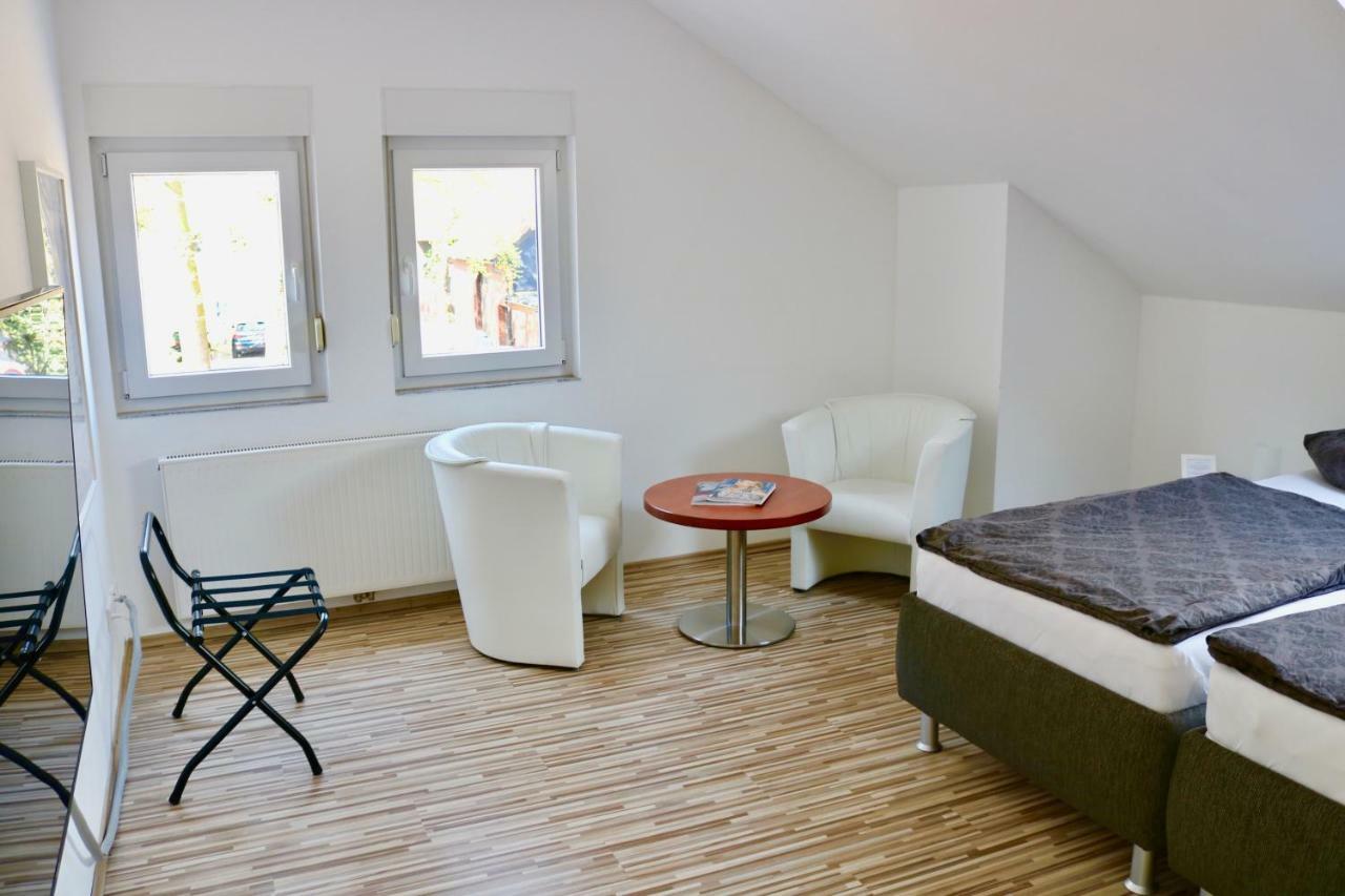 Zwei Ferienwohnungen Anker Max 5 Personen & Leuchtturm Max 4 Personen, Direkt In Steinhude Scheunenviertel, Balkon, Wlan , Privater Parkplatz, Wallbox Екстериор снимка