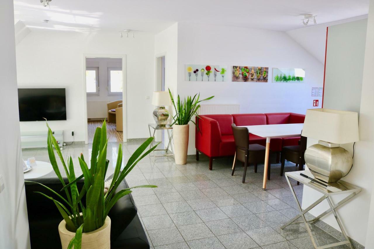 Zwei Ferienwohnungen Anker Max 5 Personen & Leuchtturm Max 4 Personen, Direkt In Steinhude Scheunenviertel, Balkon, Wlan , Privater Parkplatz, Wallbox Екстериор снимка